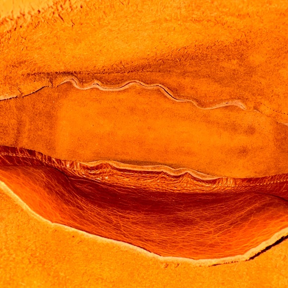 Go Forth Goods Small Celeste Shoulder Bag in Peanut Bison - Picture 10 of 13